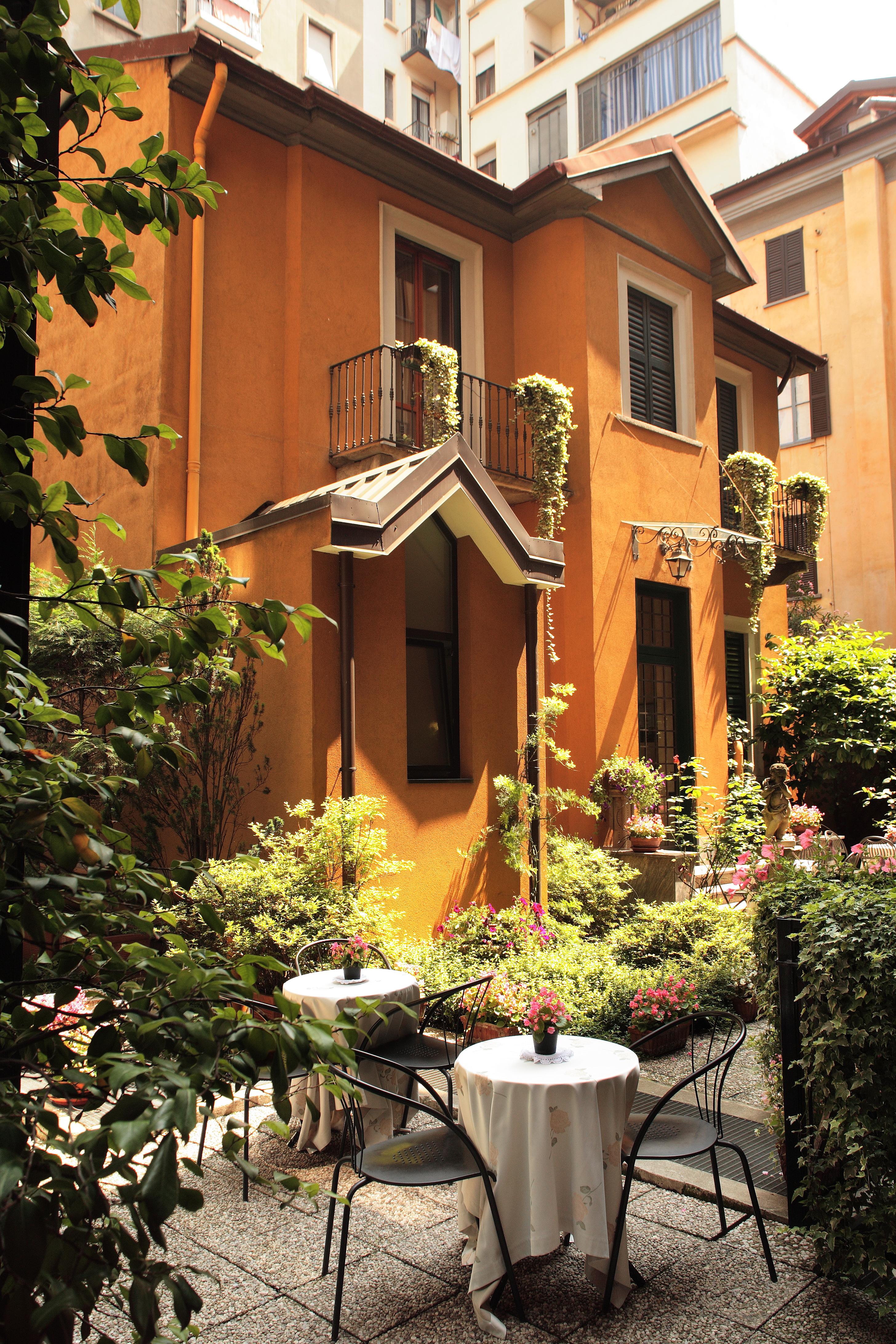 Hotel Sanpi Milano Bagian luar foto